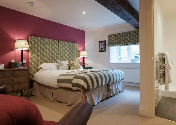 Tetbury Romantic Hotels 