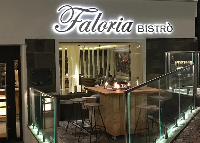 Moena Romantic Hotels 