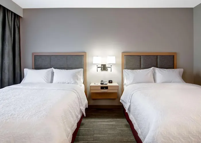 Grande Prairie Romantic Hotels 