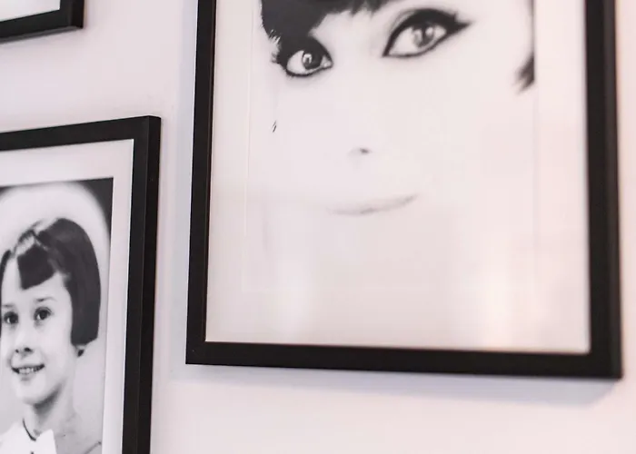 Saint-Gilles Romantic Hotels 