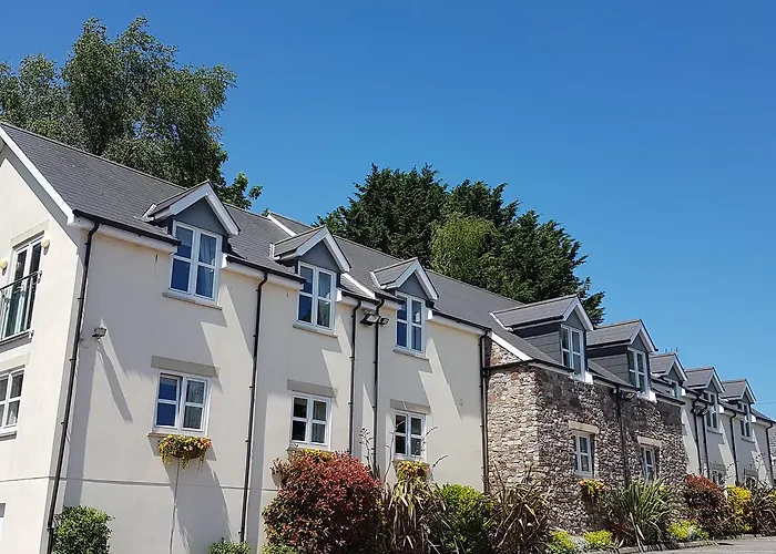 Newport (Gwent) Romantic Hotels 